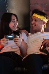 dating a gamer
