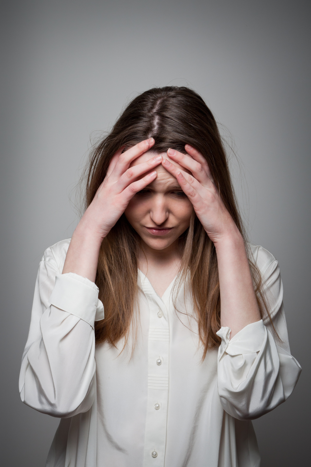 Signs of Low Self-Esteem in a Woman
