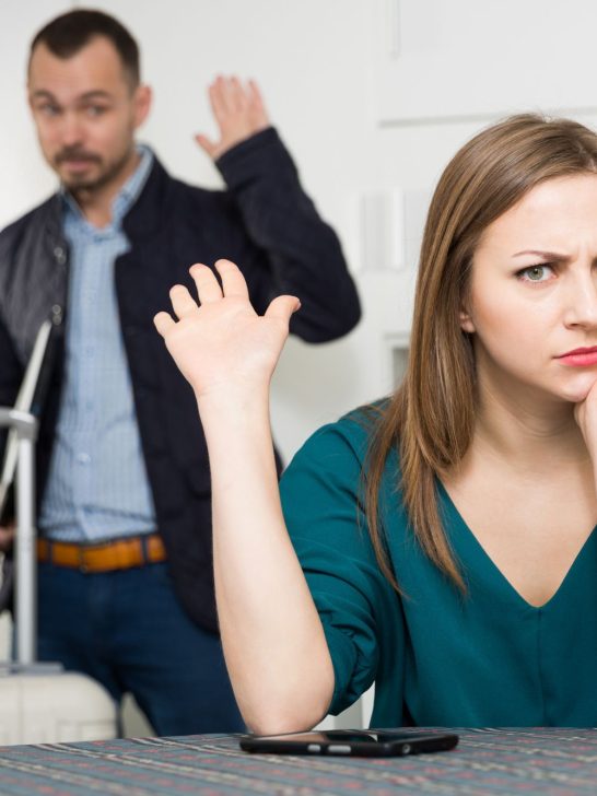 9 Signs You’re Dating a Psychopath
