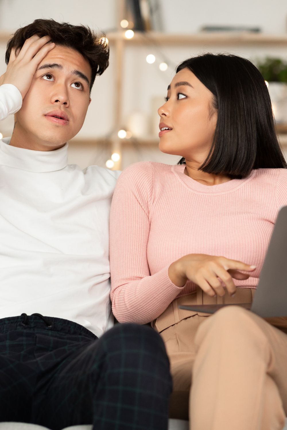Signs He Cheated On Vacation