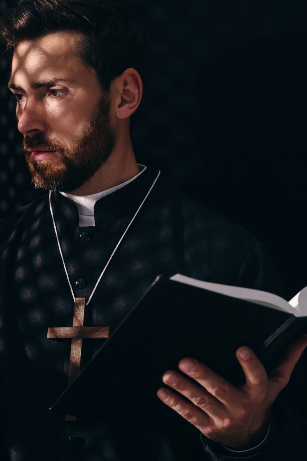 9 signs a priest is attracted to you