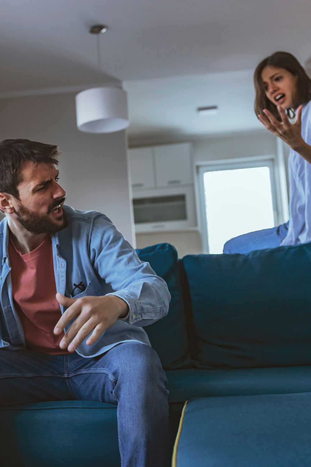 12 Signs you are disrespecting your husband