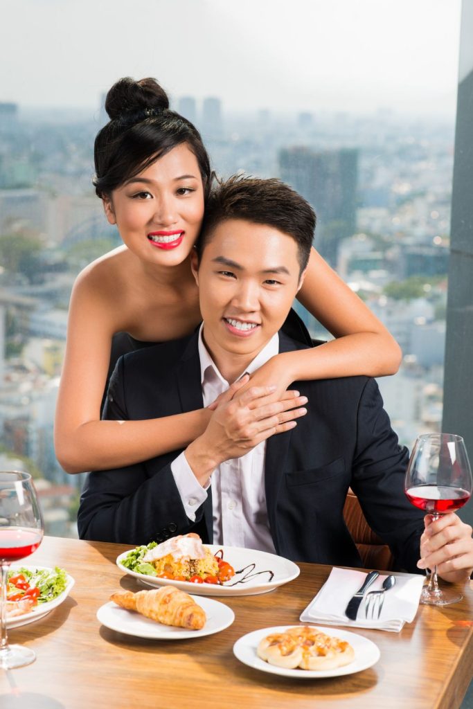 Signs She Only Wants Your Money