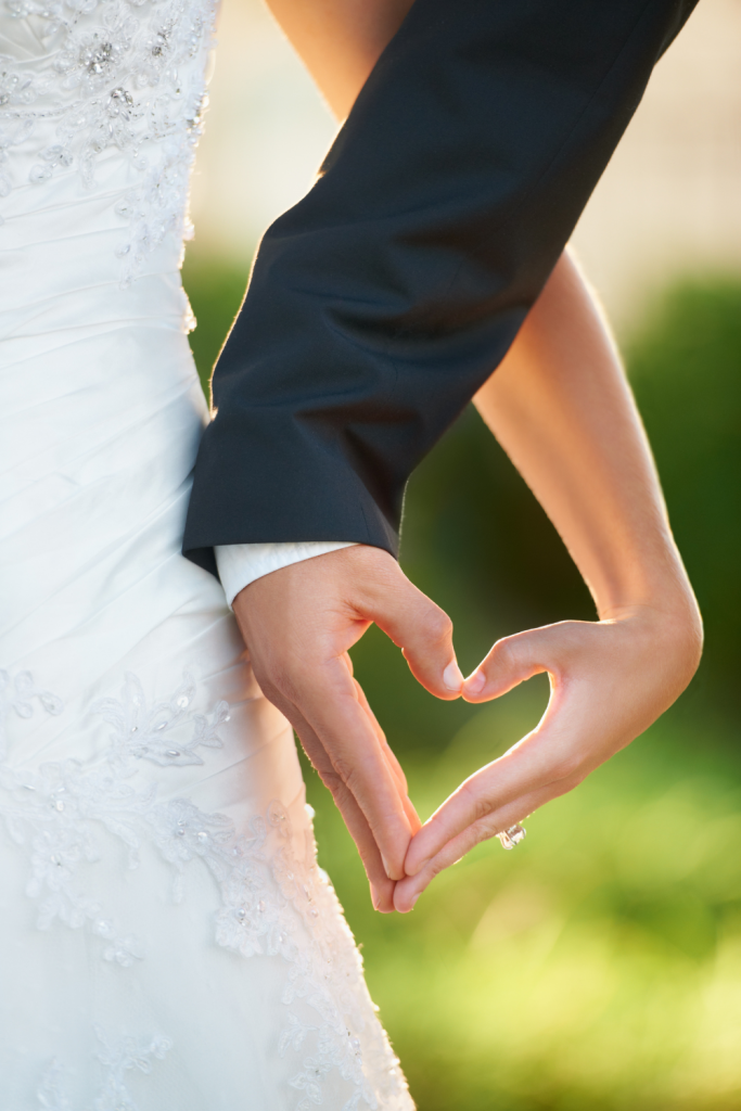 signs a married man is not happy
