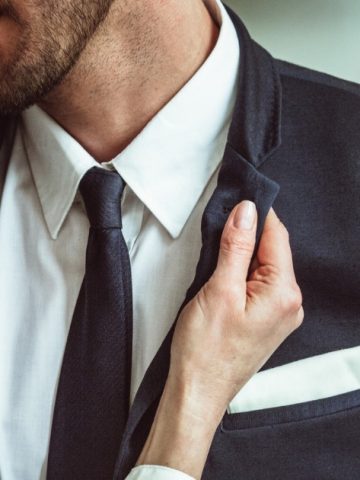 8 Unquestionable Signs He Only Wants A Fling With You
