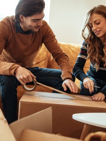 6 Red Flags to Consider Before Moving in Together