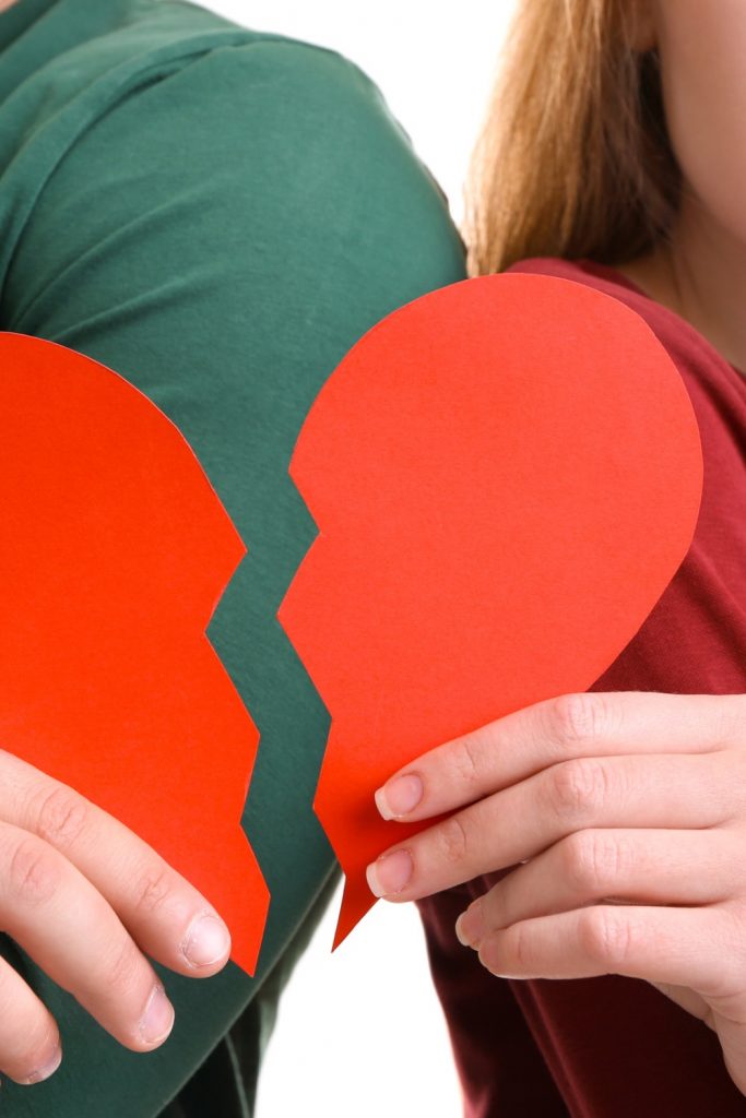 If A Husband Giving Up On His Wife He Does These 8 Things
