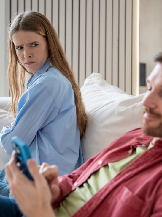 A Wise Woman Will Never Marry A Man Who Does These 6 Things