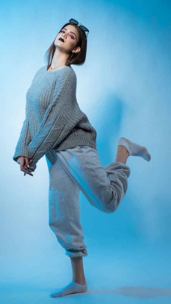 Reasons Women Like Grey Sweatpants on Men