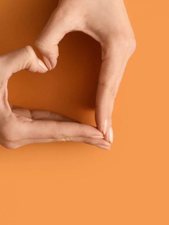 9 Thoughtful Acts Guys Do Only When They’re Deeply In Love