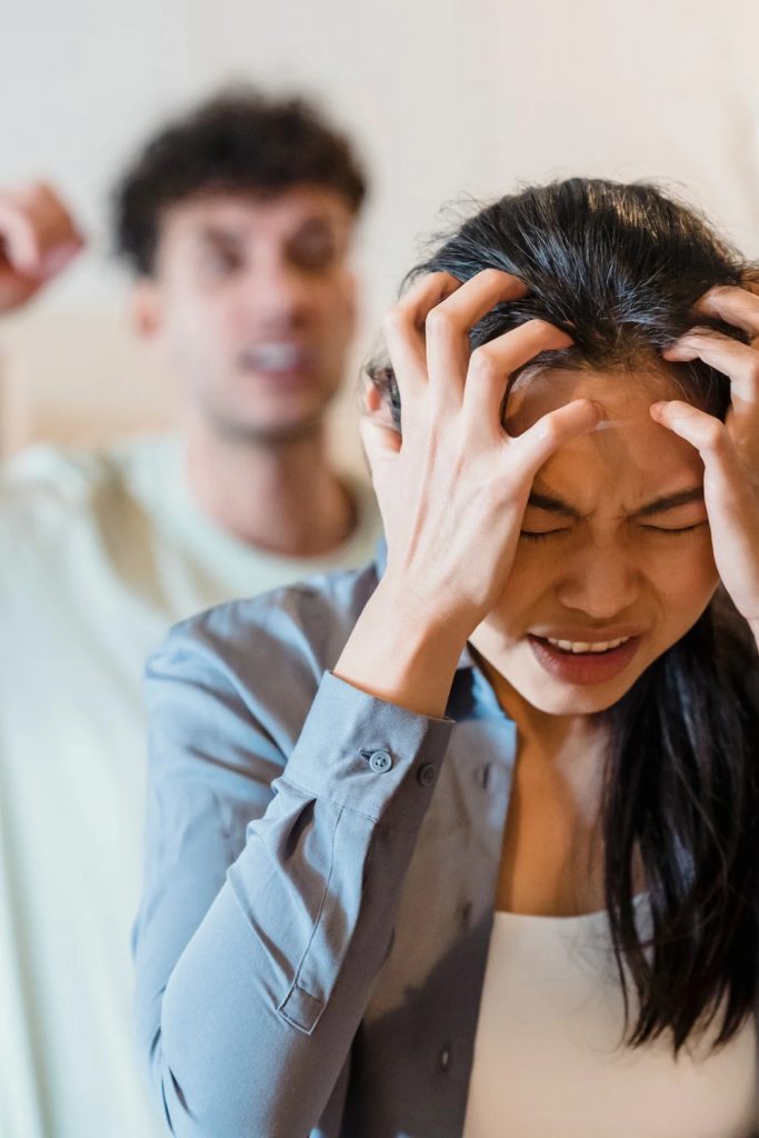 Signs Of An Emotionally Ruined Woman