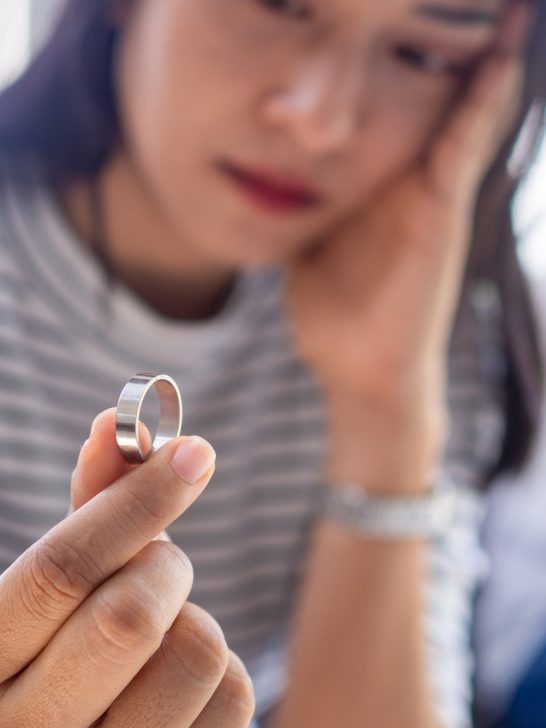 7 Signs A Woman Is Not Feeling Loved In Her Marriage