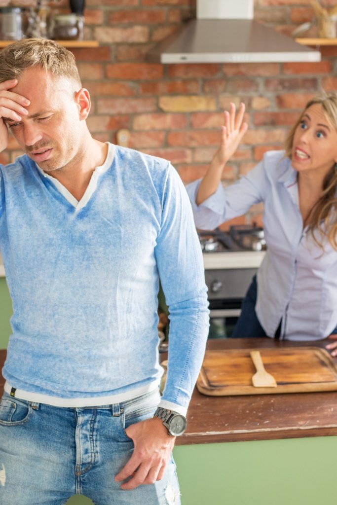 8 Signs of a Scorned Wife&nbsp;