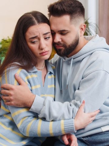 10 Signs He Is Lying About Loving You