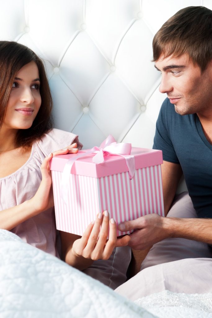signs a man is happier with his mistress than with his wife