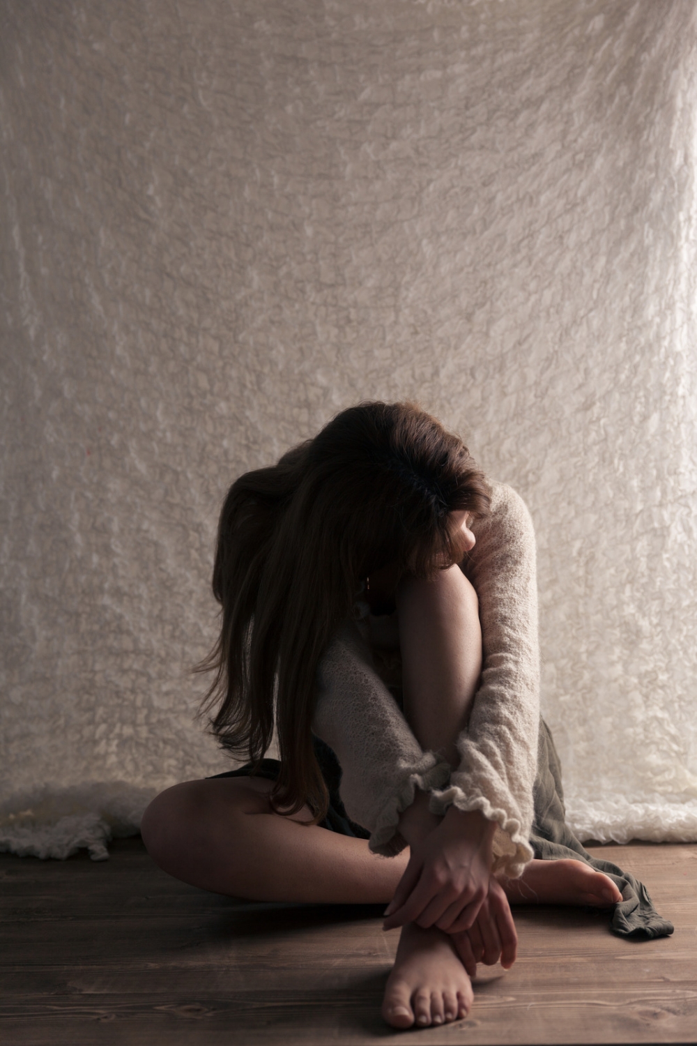 When a Woman Suspects Infidelity, She Notices These 8 Changes