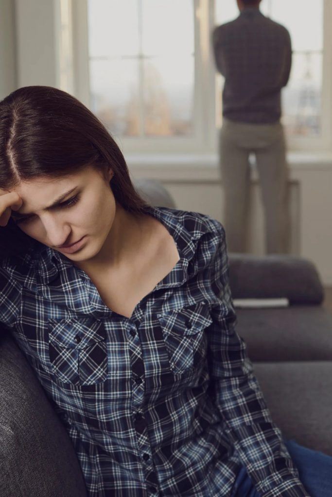 signs he's emotionally manipulating you