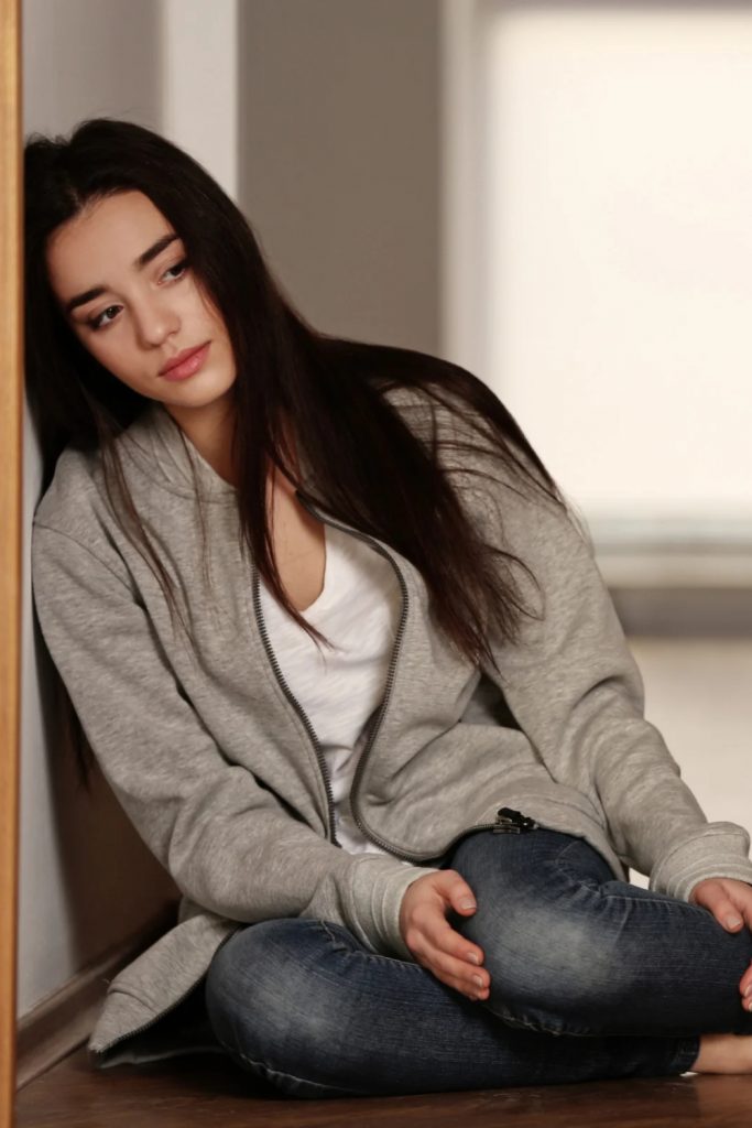 signs he's emotionally manipulating you