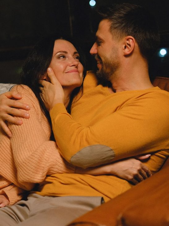 8 Things Women Think Men Want But They Actually Don’t