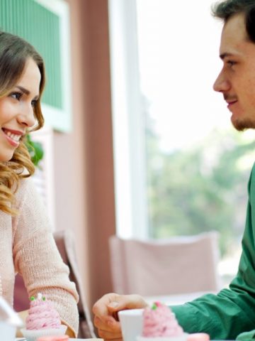 If A Guy Does These 7 Things He’s Playing With Your Heart