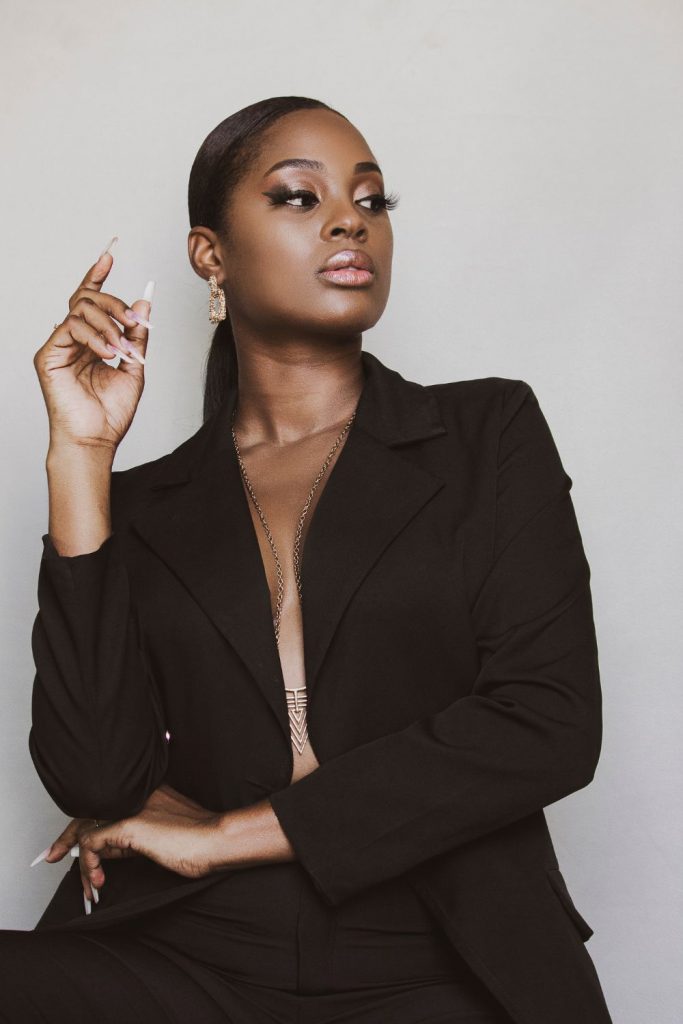 Behaviors That Instantly Make Men Fall Deeper for You