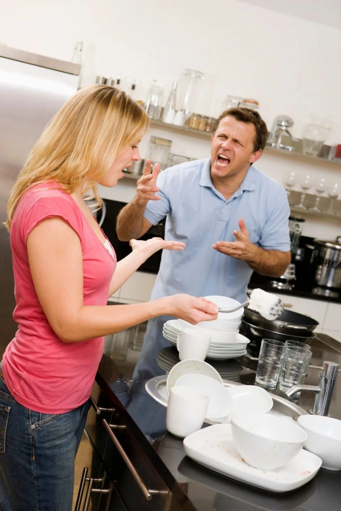 Signs your husband is tired of the marriage
