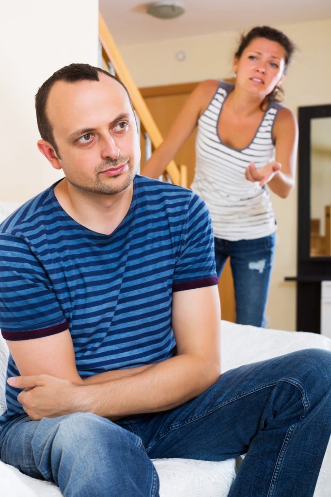 Signs your husband is tired of the marriage