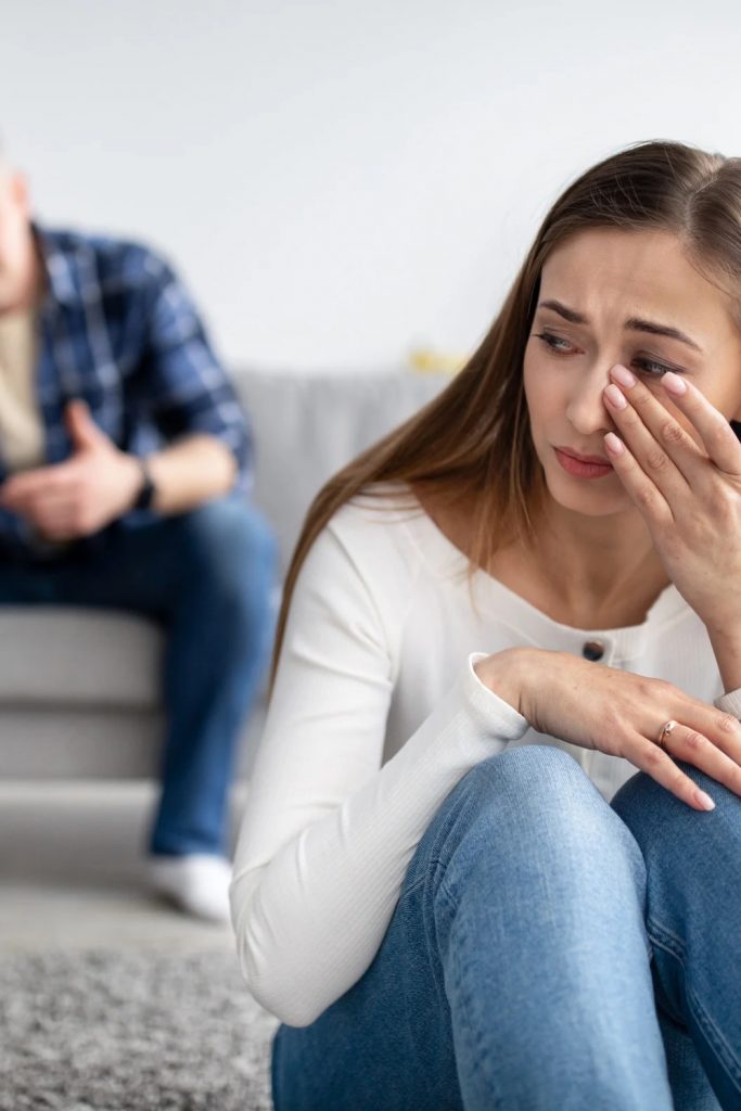 When A Man Stops Loving His Wife, These 8 Things Happen