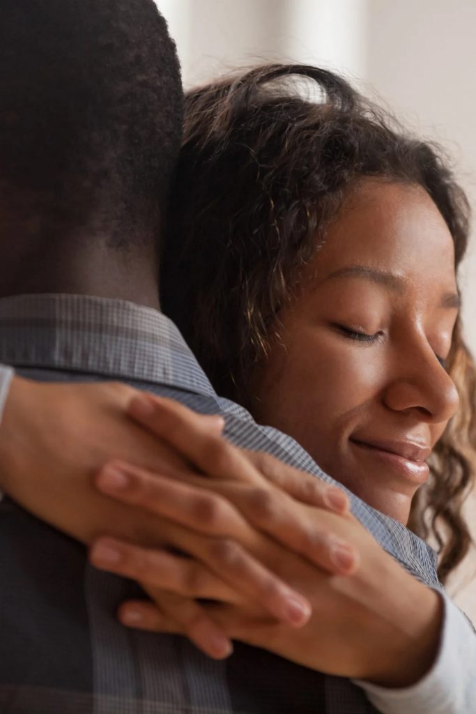 Women Whose Husbands Can’t Live Without Them Do These 9 Things