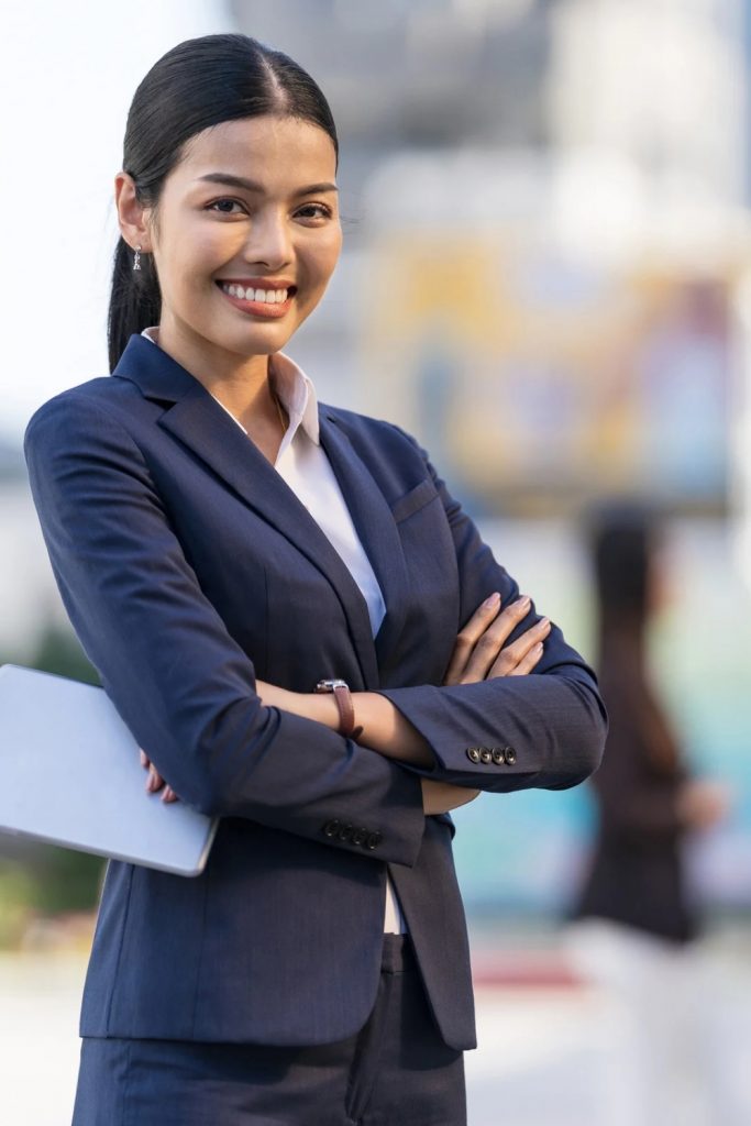 Women Whose Husbands Can’t Live Without Them Do These 9 Things