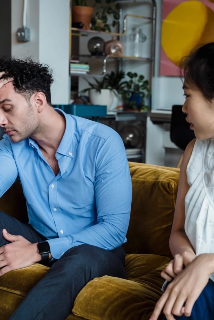Signs Your Husband is Emotionally Done With You
