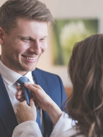 6 Traits Of Women Who Keep Their Men Completely Captivated