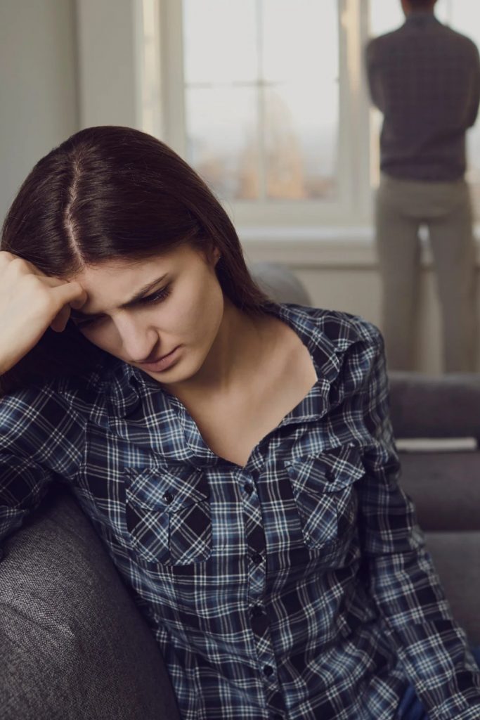 Things Emotionally Intelligent Husbands Never Do