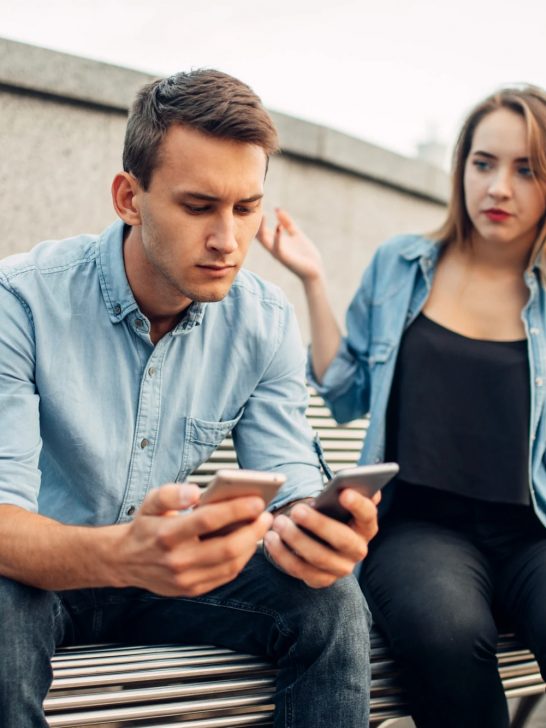 7 Stupid Things Women Do in a Relationship