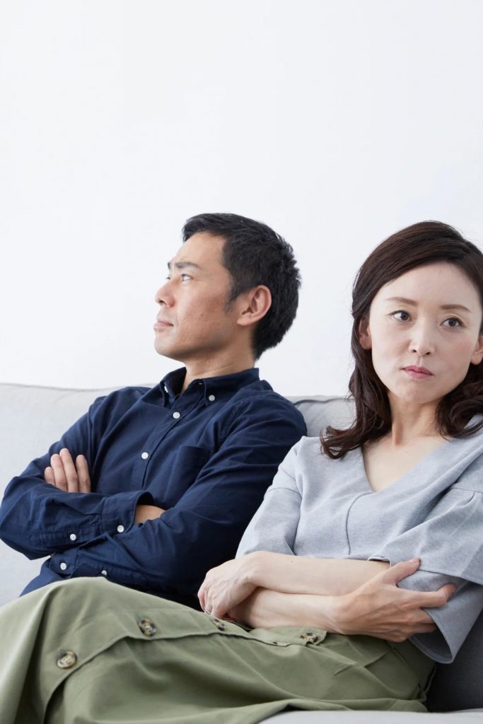 signs your relationship is falling apart
