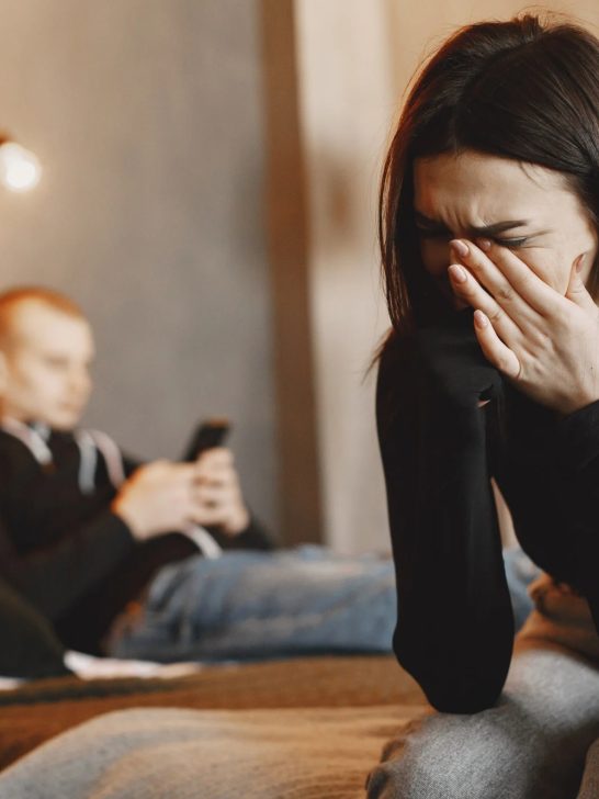 10 Signs You’re a Married Single Mother