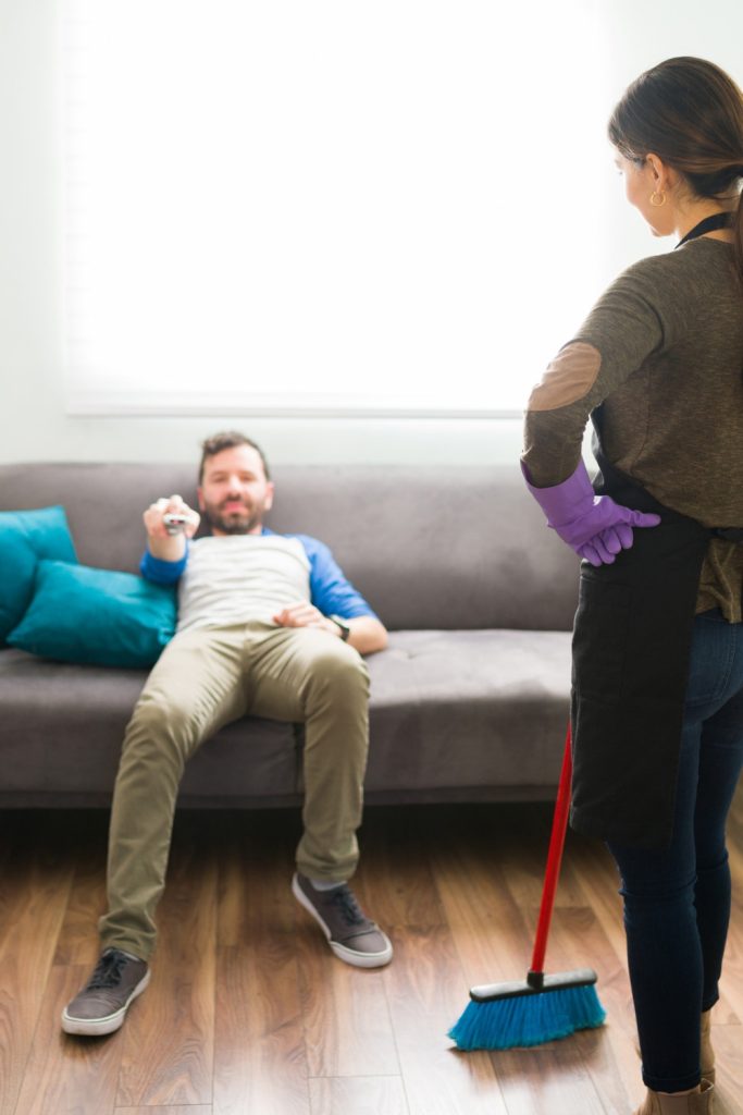 Signs You’re Married to a Man Who Never Wanted to Be a Husband
