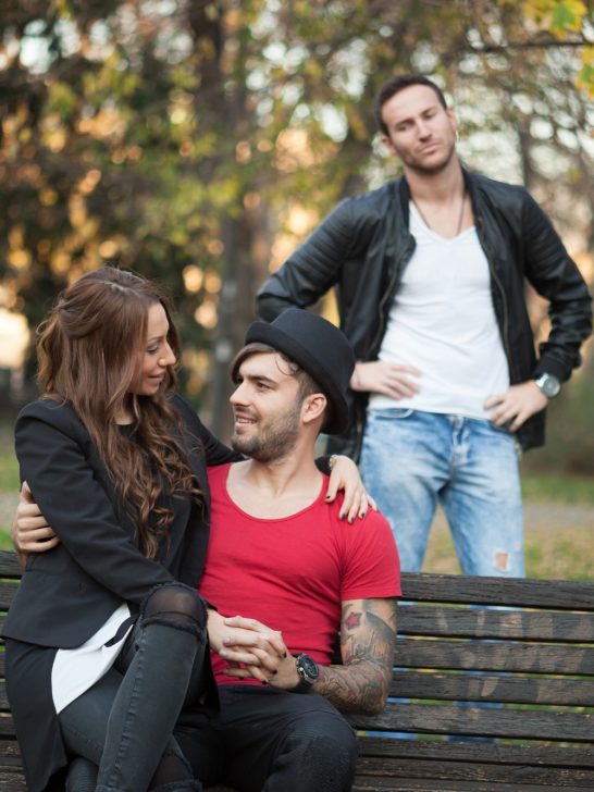 10 Places Cheating Wives Hide Things